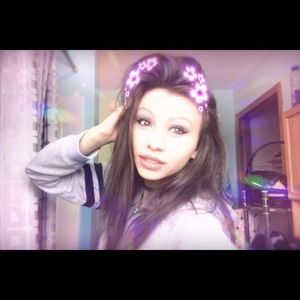 Meet your Posher, Santana